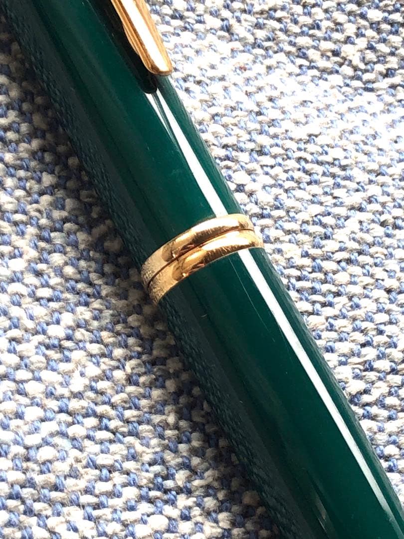PILOT パイロット キャップレス 万年筆 ニブ 18K M 中字グリーン