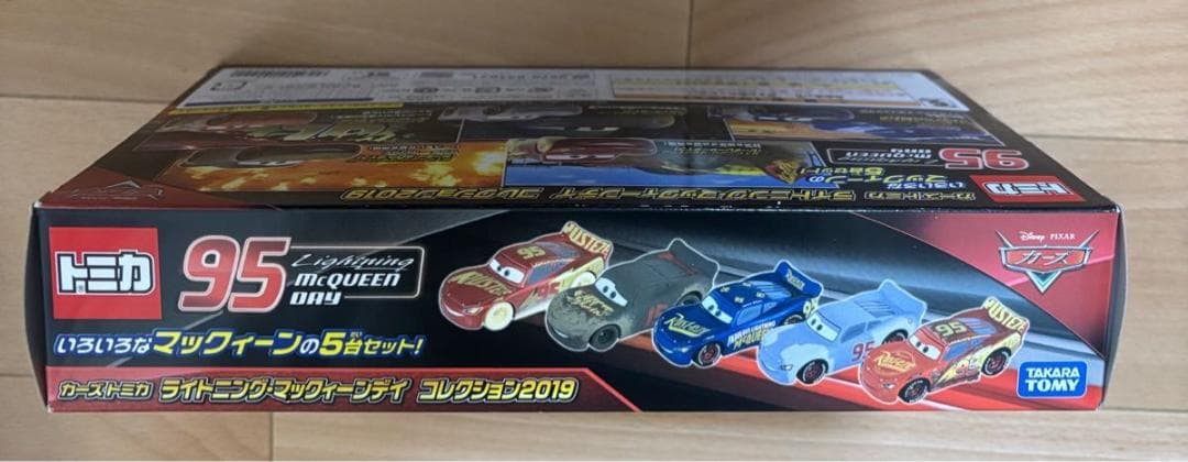 カーズ トミカ ライトニングマックィーンデイ コレクション2019 7箱
