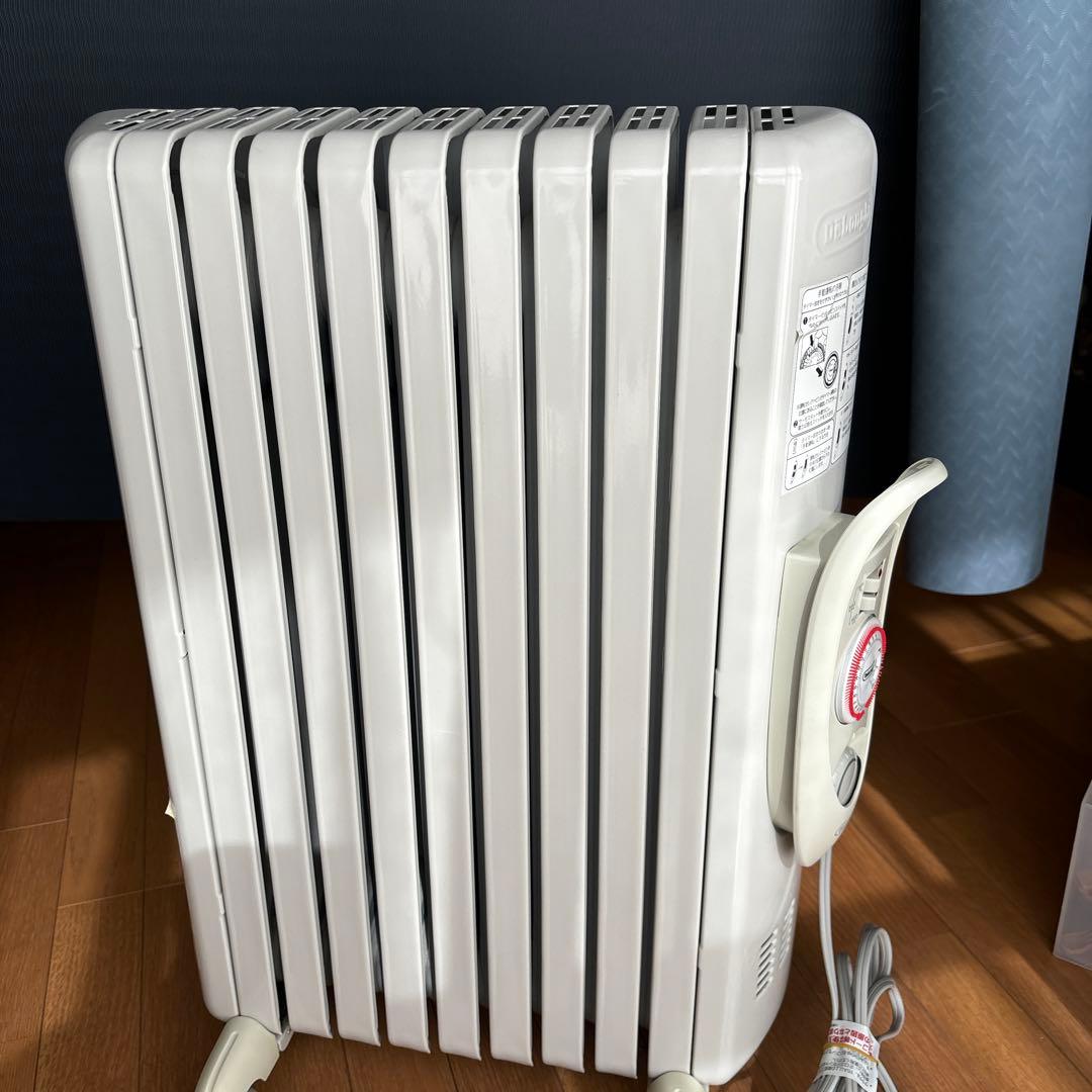 DeLonghi オイルヒーター ベージュ