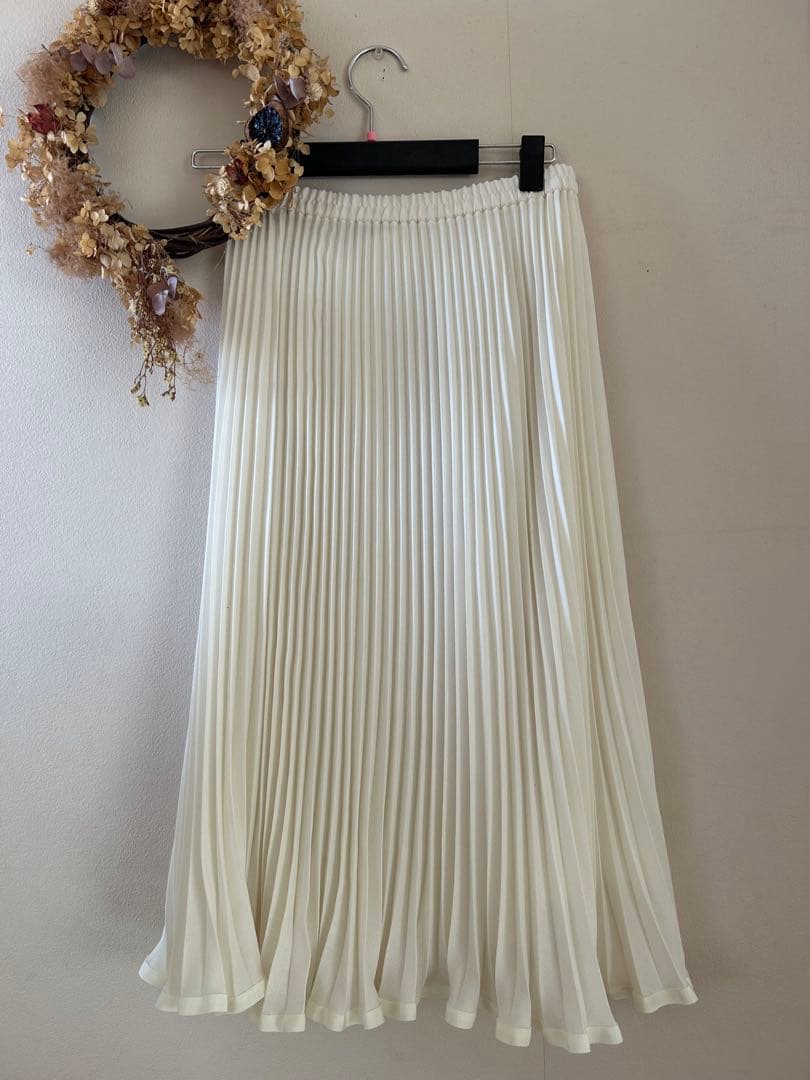 M'S GRACY 白　プリーツスカート
