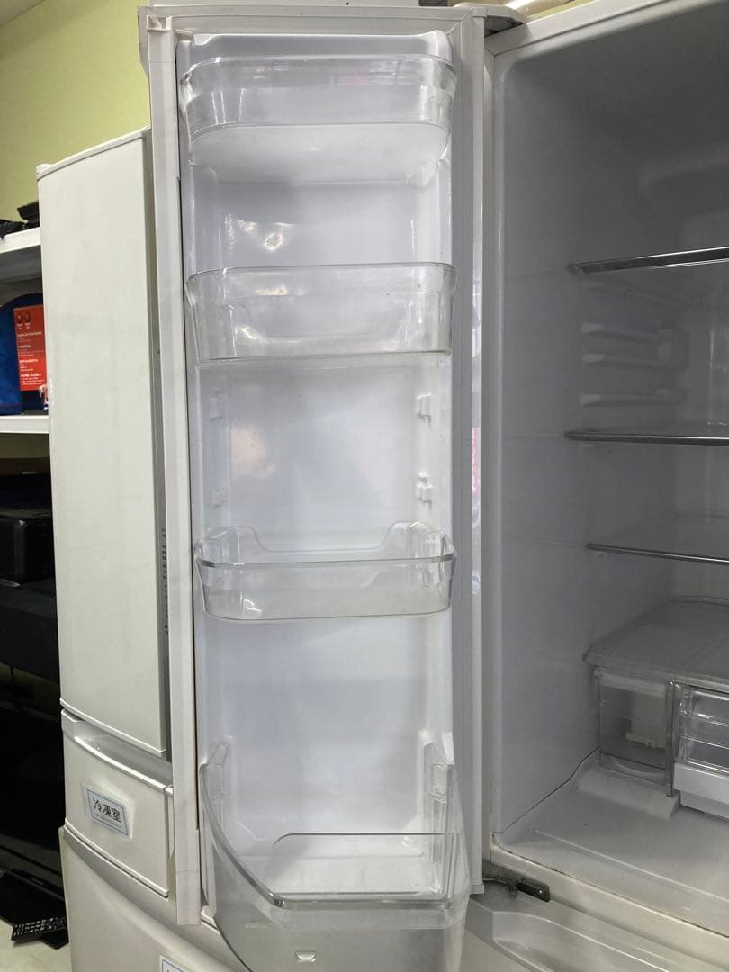 中古6ドア大型冷蔵庫HITACHI ノンフロン冷蔵庫 2018年製直接