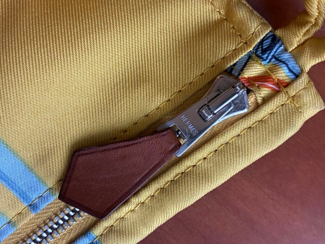 エルメス シルキーシティ PM トートバッグ　イエローシルク　HERMES