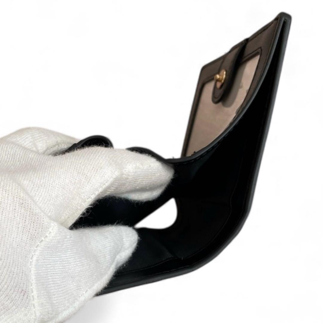 【新品・箱/袋/タグ付】COACH 折り財布　ブラック　二つ折り財布　レザー