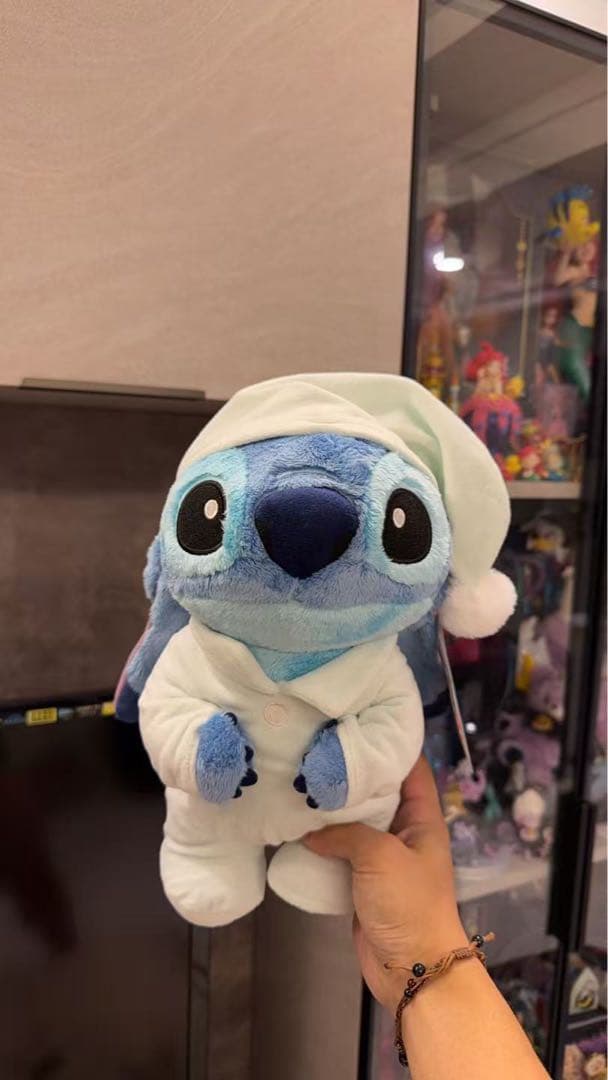 香港ディズニーランド　スティッチぬいぐるみ パジャマ