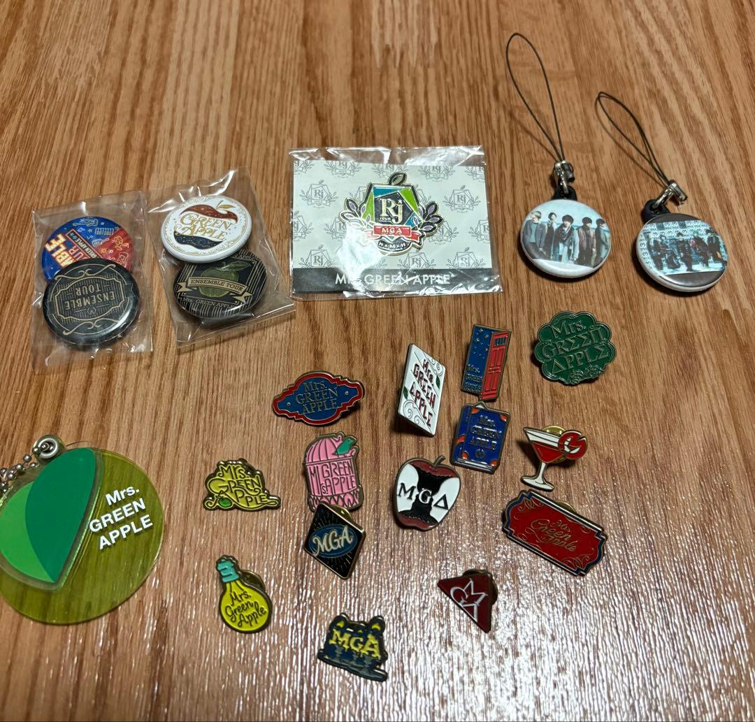 Mrs. GREEN APPLE ポーチ バッジセット キーホルダー