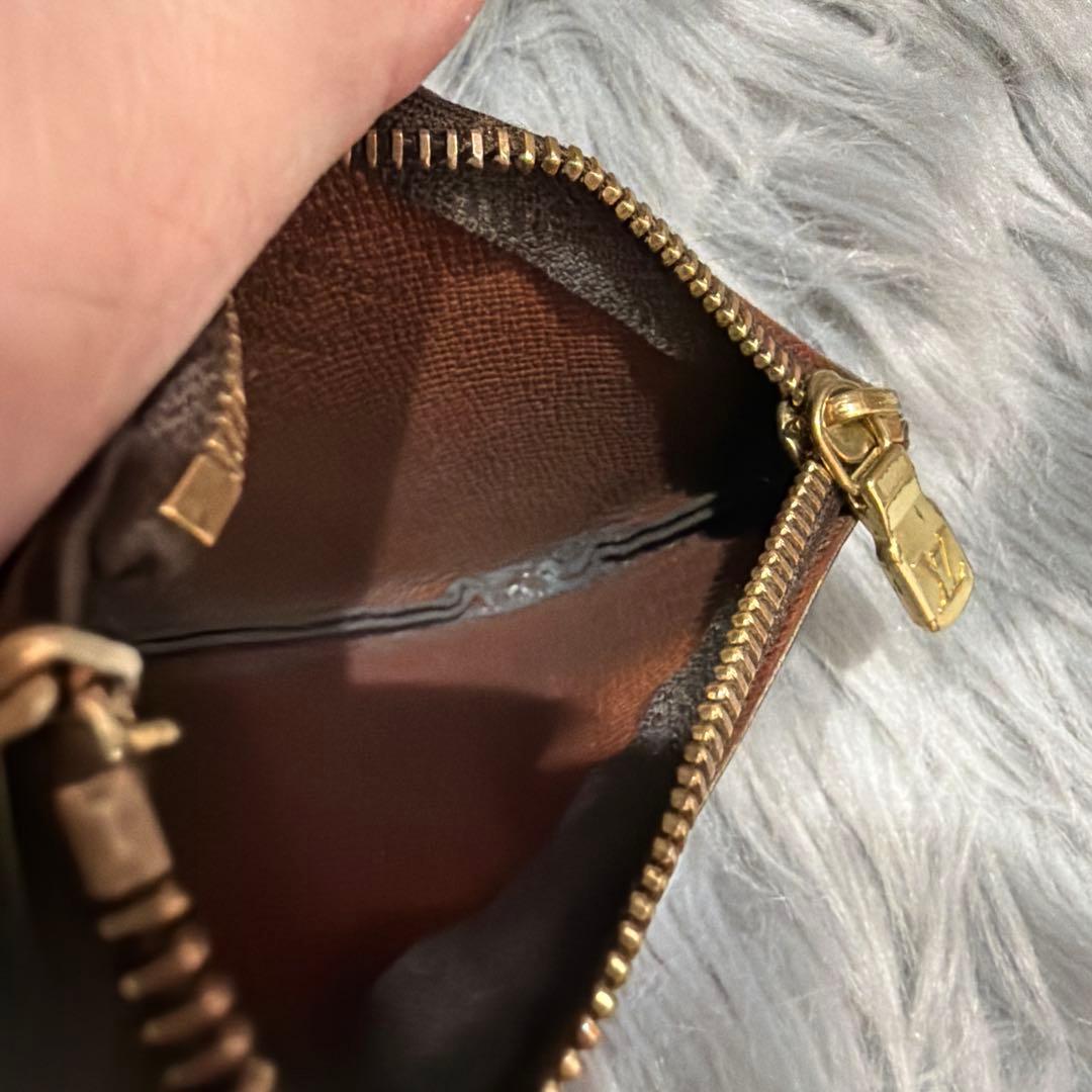 Louis Vuitton モノグラム ケース　ポシェットクレ