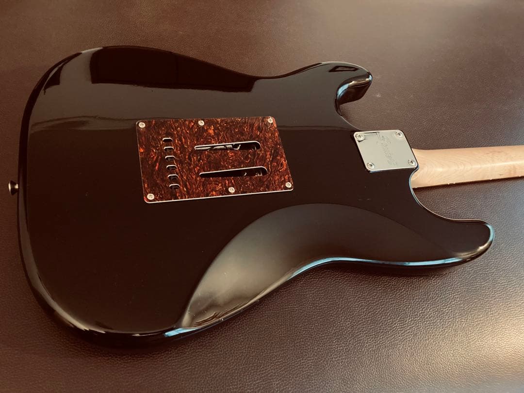 スクワイヤー スタンダードシリーズ ストラトキャスター