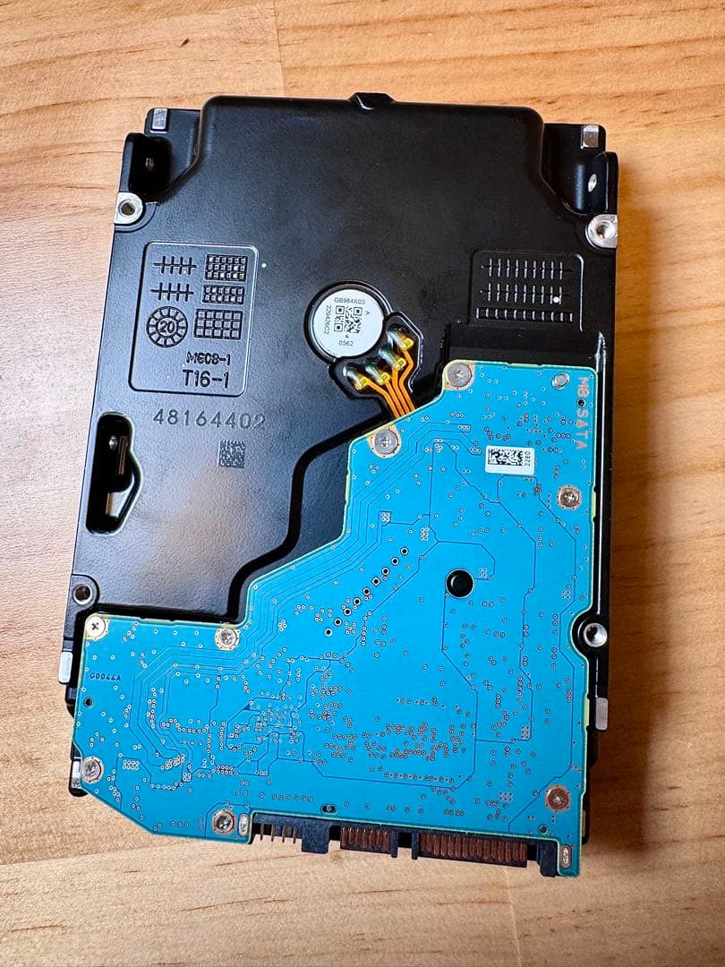 Toshiba 16TB HDD FW 4303 3.5インチ SATA 美品