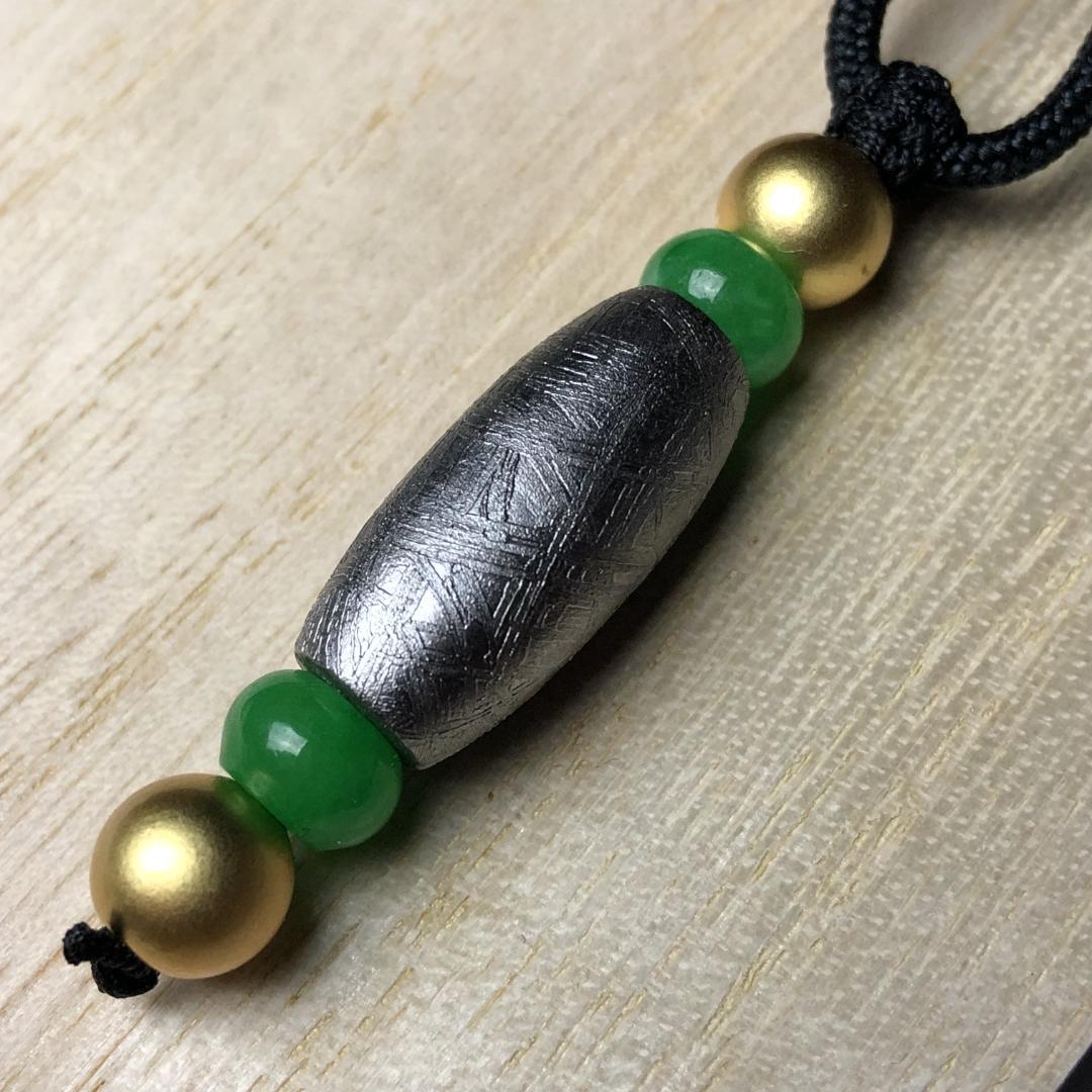 ムオニオナルスタ隕石　メッキ処理済み　天珠　ペンダント　隕石　重さ約18ｇ