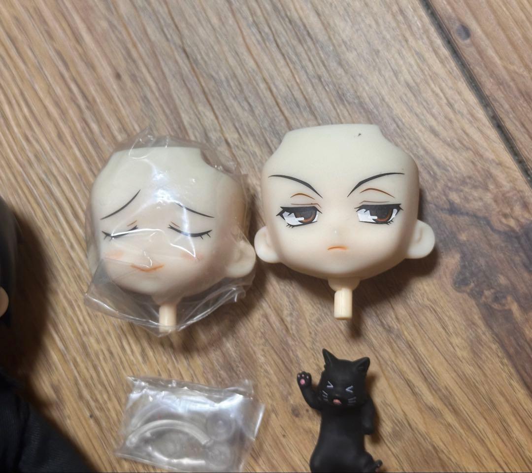 黒執事　ねんどろいど　セバスチャン　フィギュア　黒猫　悪魔