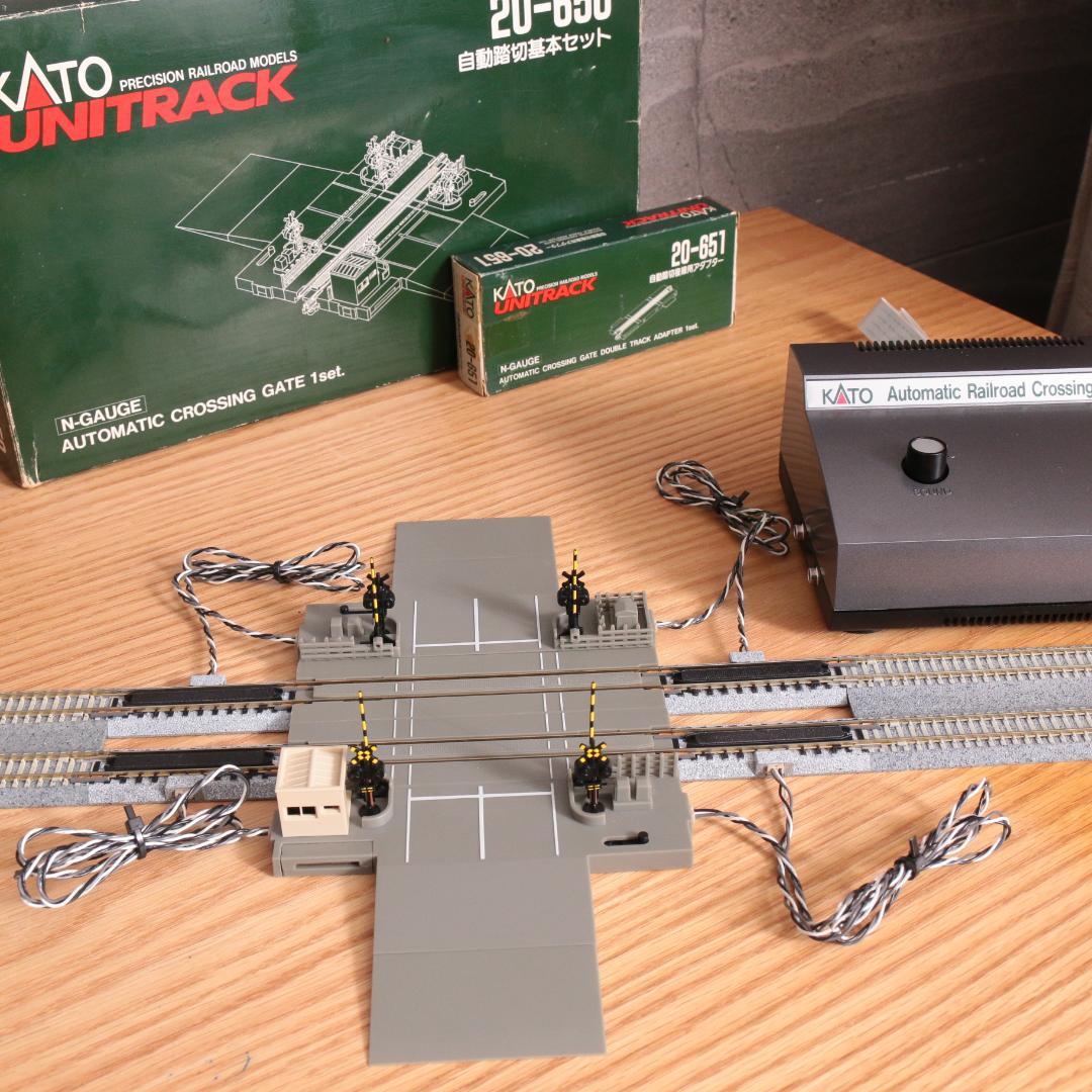 動作OK◎ KATO 20-650 自動踏切基本セット＋651複線用アダプター