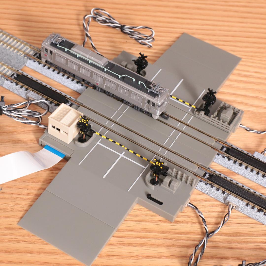 動作OK◎ KATO 20-650 自動踏切基本セット＋651複線用アダプター