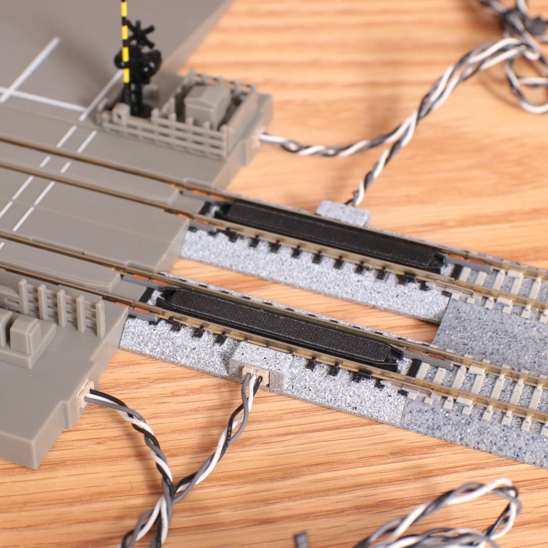 動作OK◎ KATO 20-650 自動踏切基本セット＋651複線用アダプター