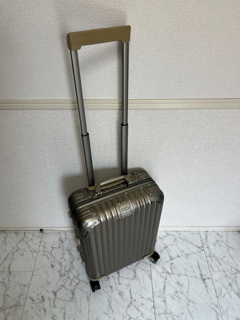 RIMOWA リモワ スーツケース トパーズチタニウム 32L