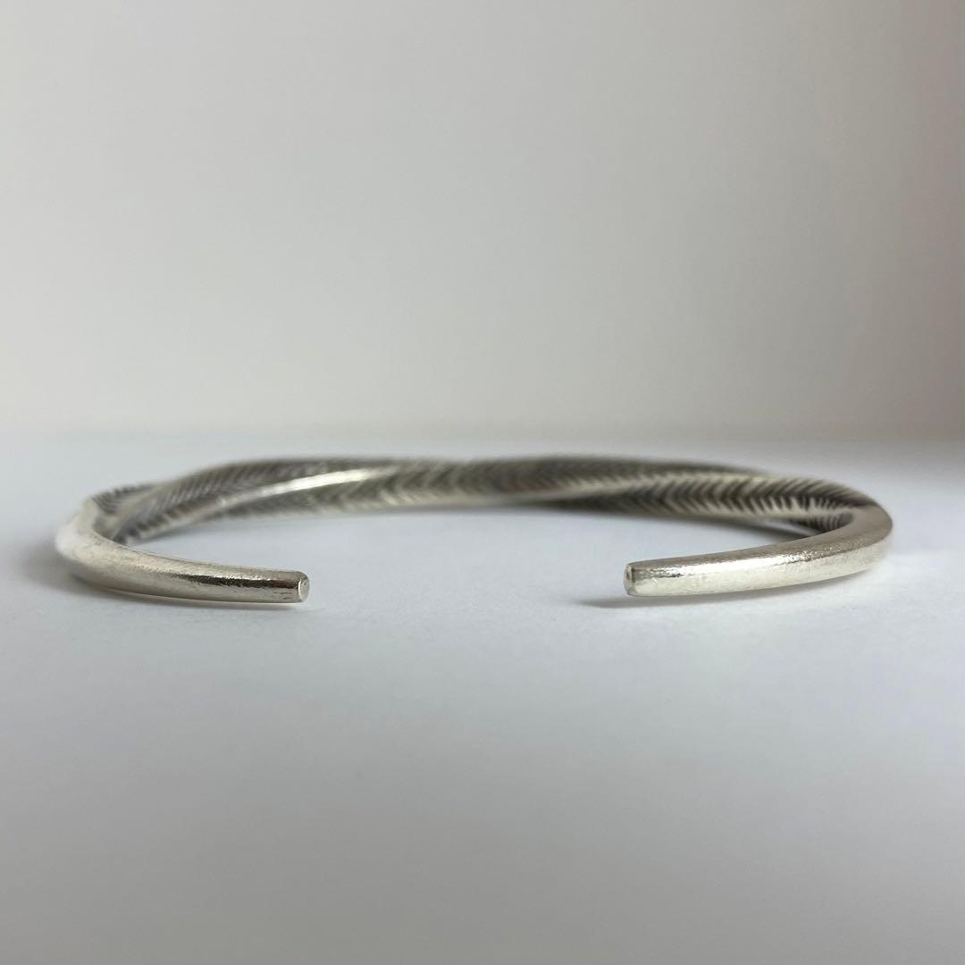 カレンシルバー　カレン族　バングル　ブレスレット　ハンドメイド　布袋付き　925