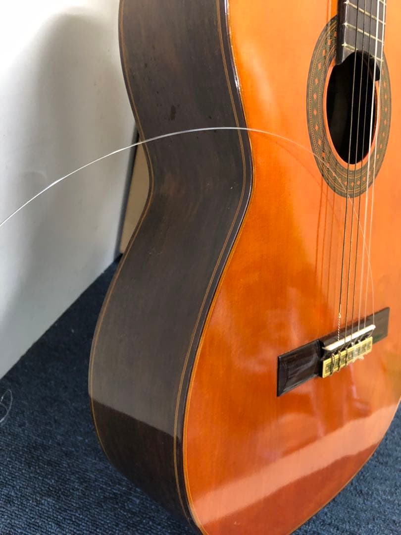 鈴木バイオリン社製の手工品 木曽 拾号 ビンテージギター 1970年代