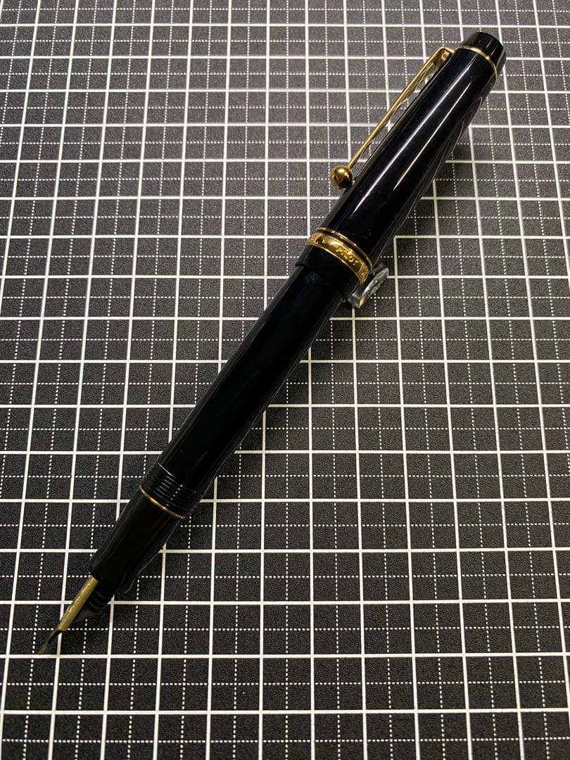 PILOT CUSTOM 74 ベスト型　万年筆　字幅M