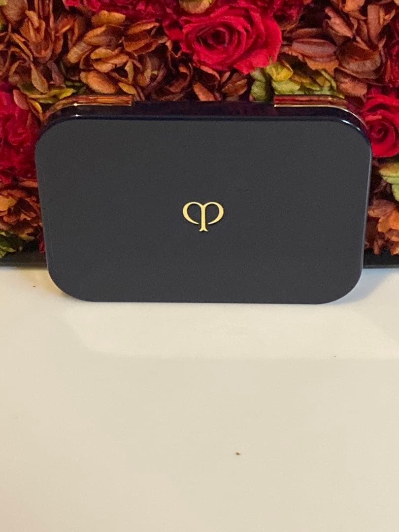 クレ.ド.ポー.ボーテ タンプードルエクラⅡ ピンクオークル10