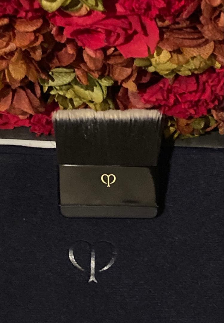 クレ.ド.ポー.ボーテ タンプードルエクラⅡ ピンクオークル10