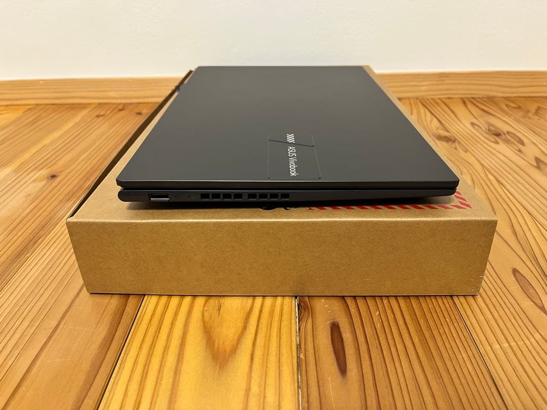 y.yさん専用【ほぼ未使用・Core i9・有機EL】ASUS Vivobook