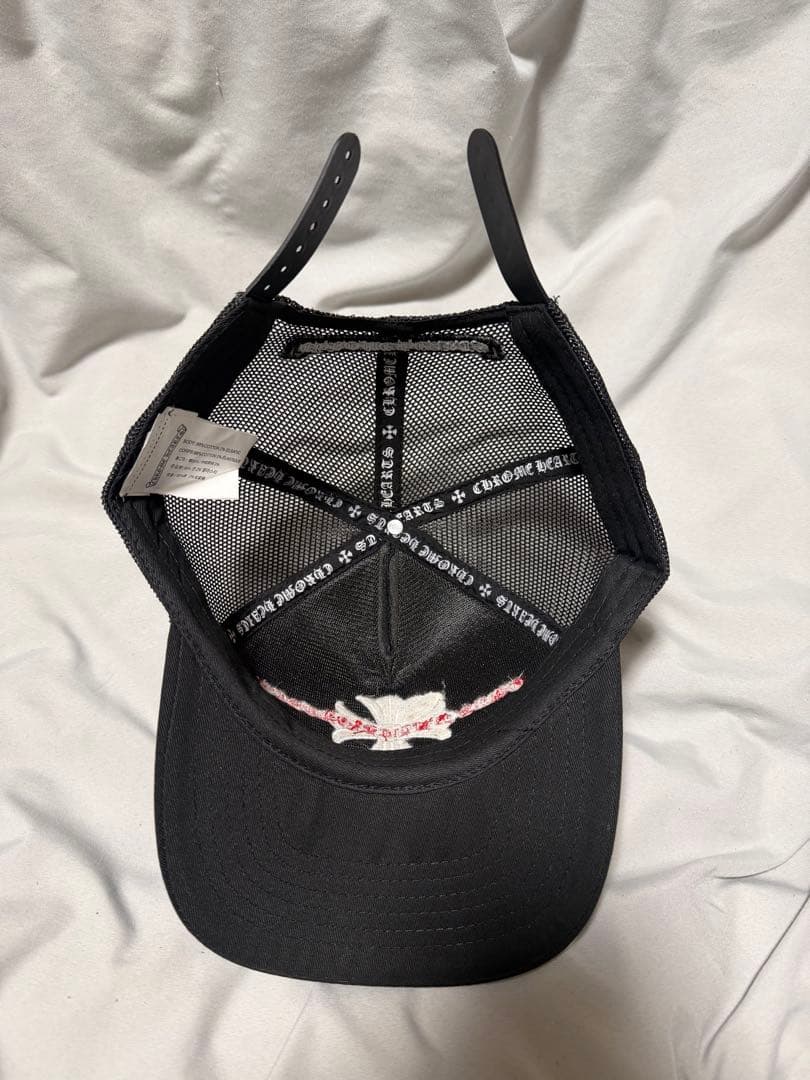 CHROME HEARTS 黒 トラッカーキャップ