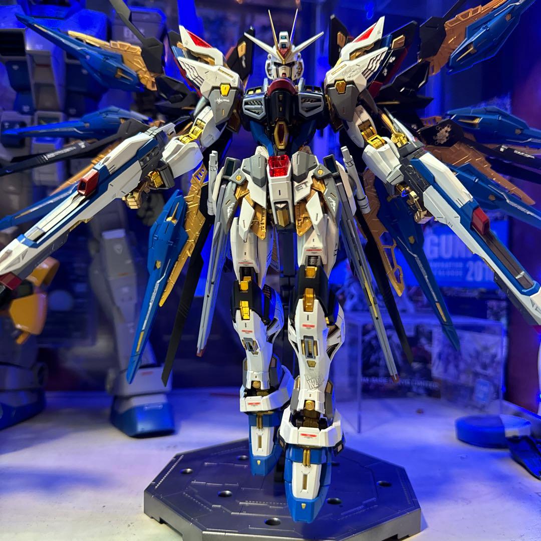 MGEX ストライクフリーダム　塗装完成品　ガンダムseed destiny
