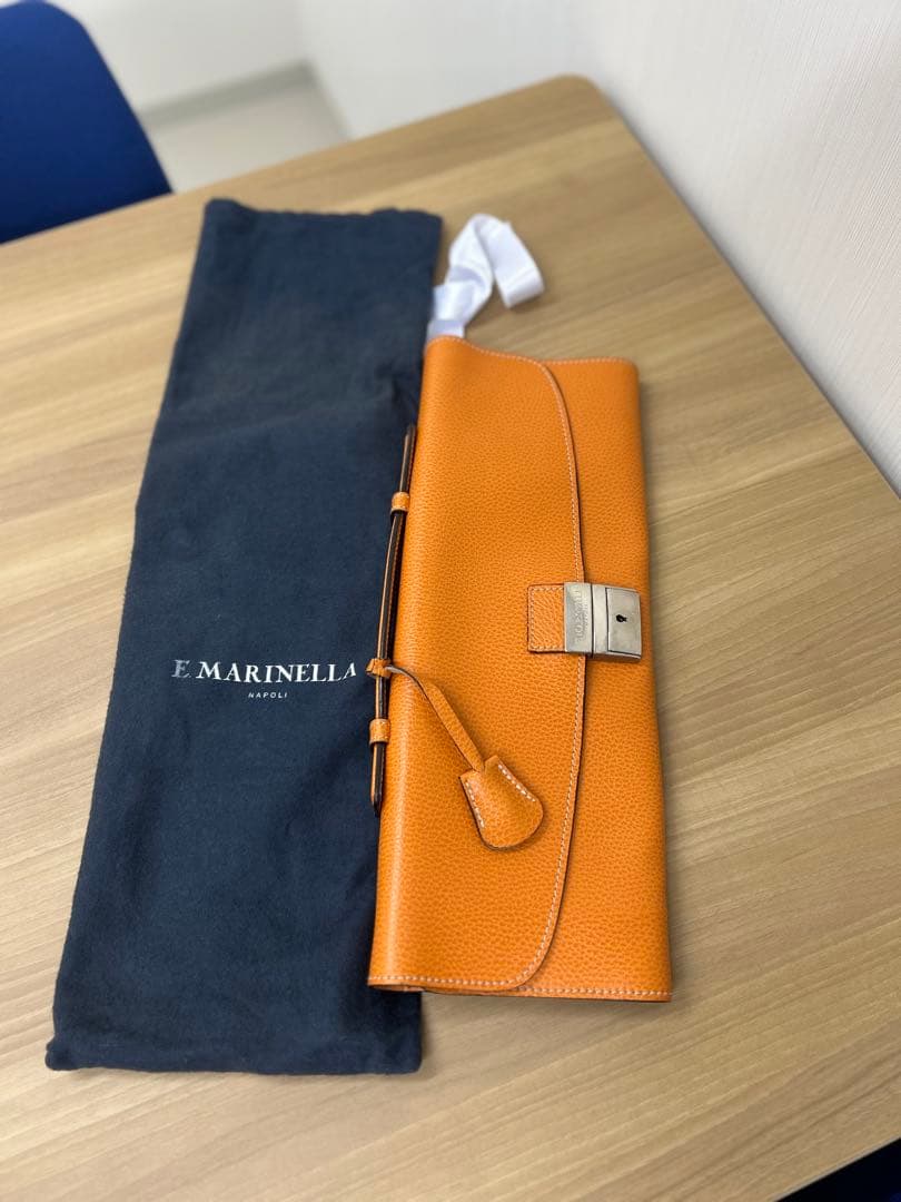 マリネッラ ソットブラッチョ 定価88,000円　オレンジ　袋付き
