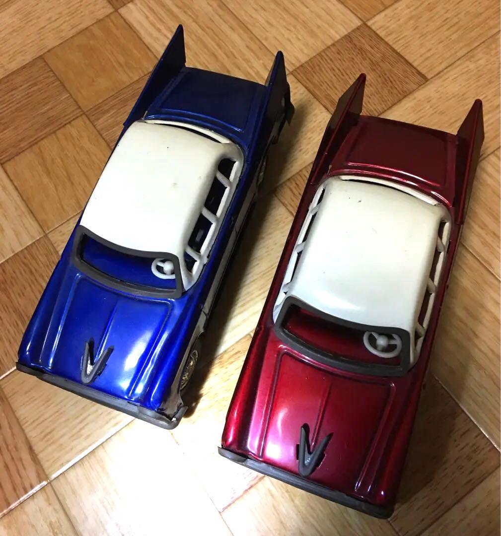 早い者勝ち〜　レトロなブリキおもちゃ　キャデラック　２台セット　更にセール！！