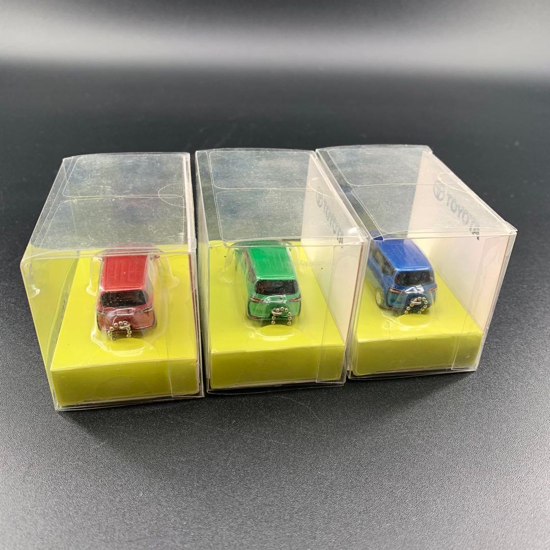 TOYOTA SIENTA トヨタ シエンタ ミニカー キーホルダー