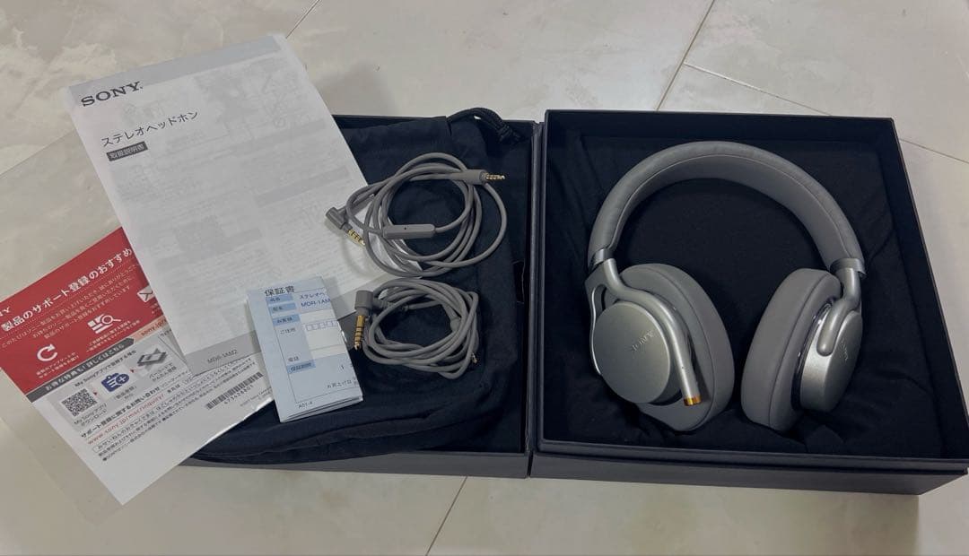 SONYヘッドフォン　MDR-1AM2