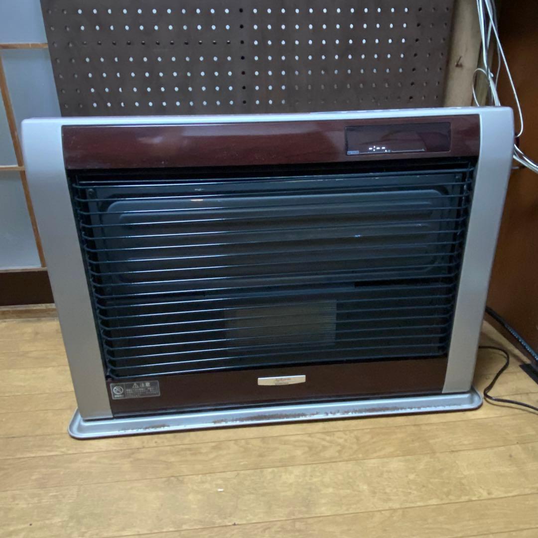 2013年製 コロナ FF式ストーブ アグレシオ FF-AG6813H 動作確認