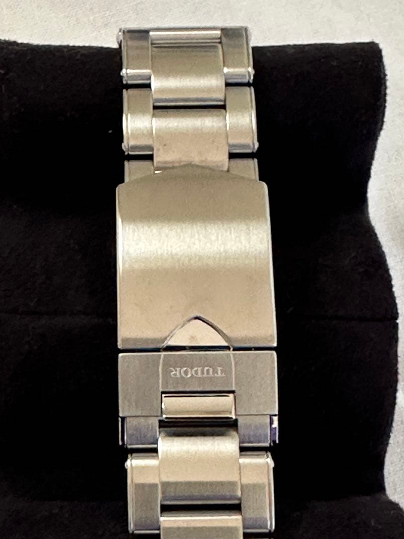 【にっしゃん】 TUDOR チューダーブラックベイ79230B-008