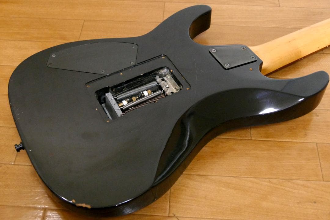 グラスルーツ製 7弦エレキギター リバースヘッド　ダンカン搭載【ジャンク品】