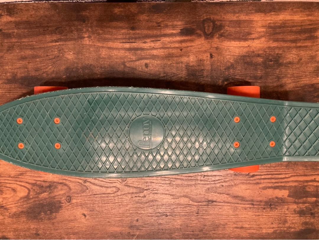 penny22インチ スケートボード グリーン／オレンジ スケートボードスタンド