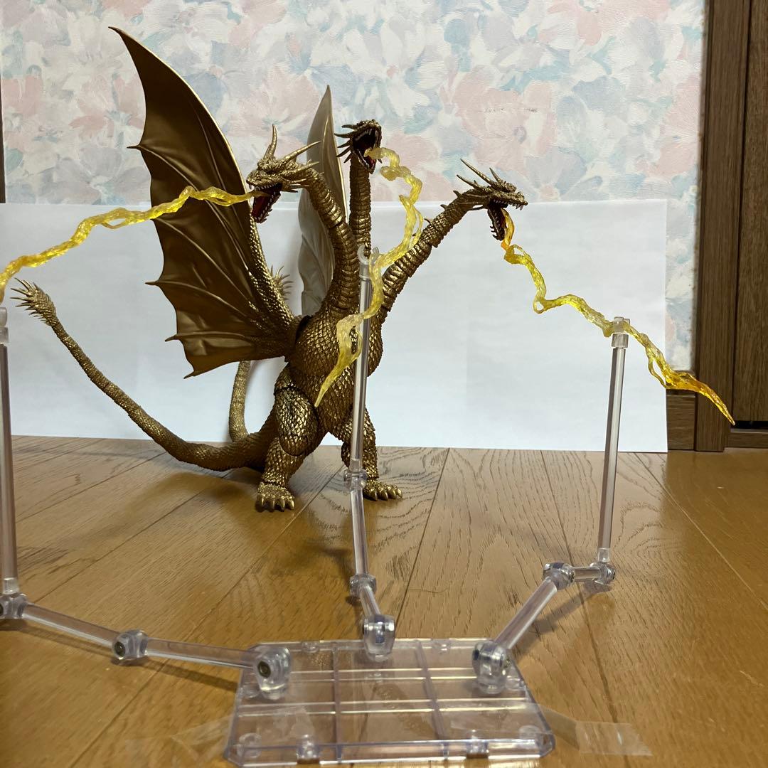 キングギドラ　S.H.MonsterArt 可動フィギュア　バンダイ