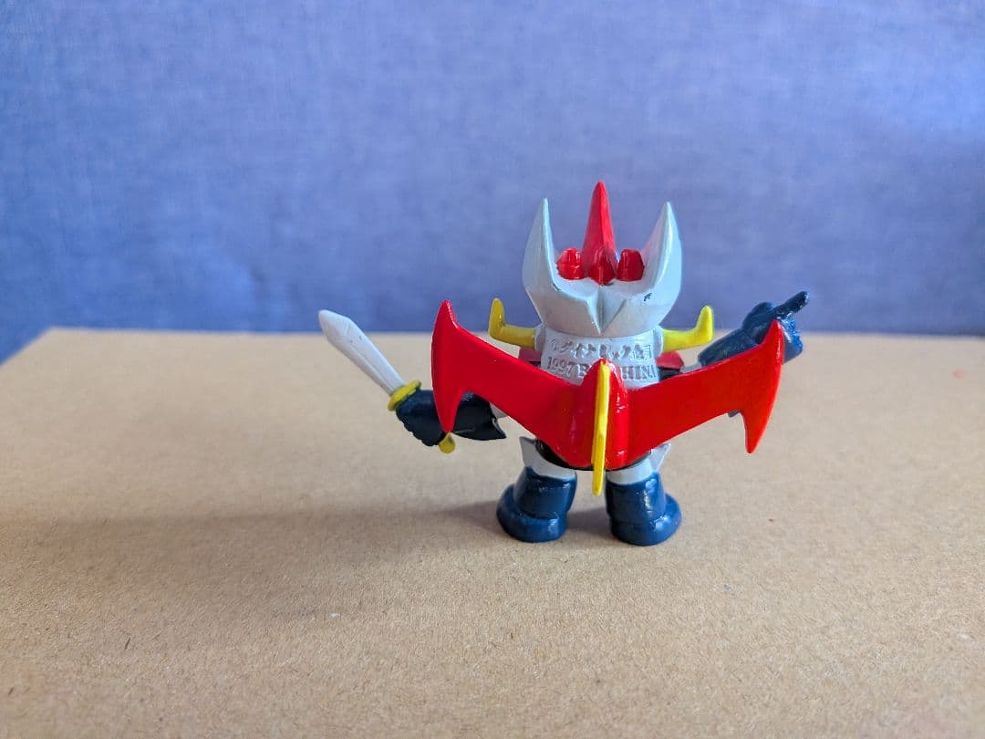 hgマジンカイザーINFINITISM·カプセル超合金とキーホルダーセット