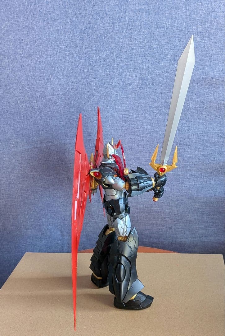 hgマジンカイザーINFINITISM·カプセル超合金とキーホルダーセット