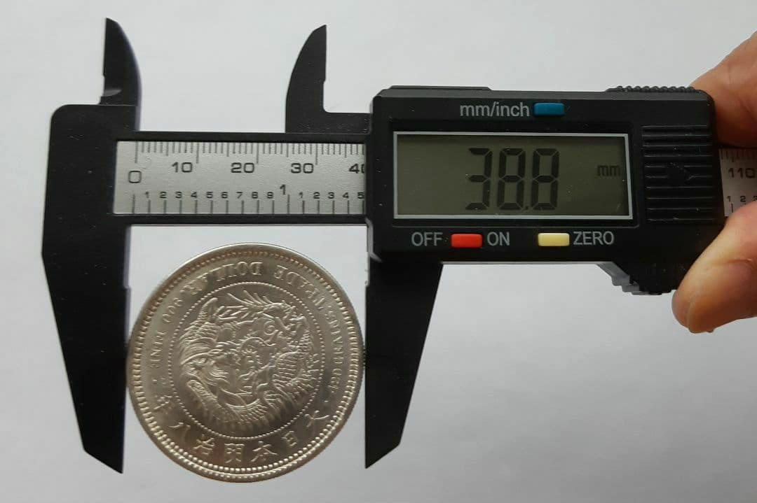 明治8年　貿易銀 1円銀貨