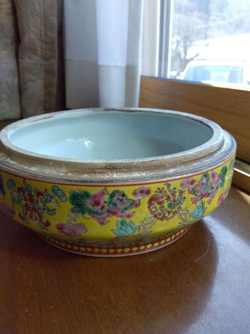 中国古美術　色絵陶器