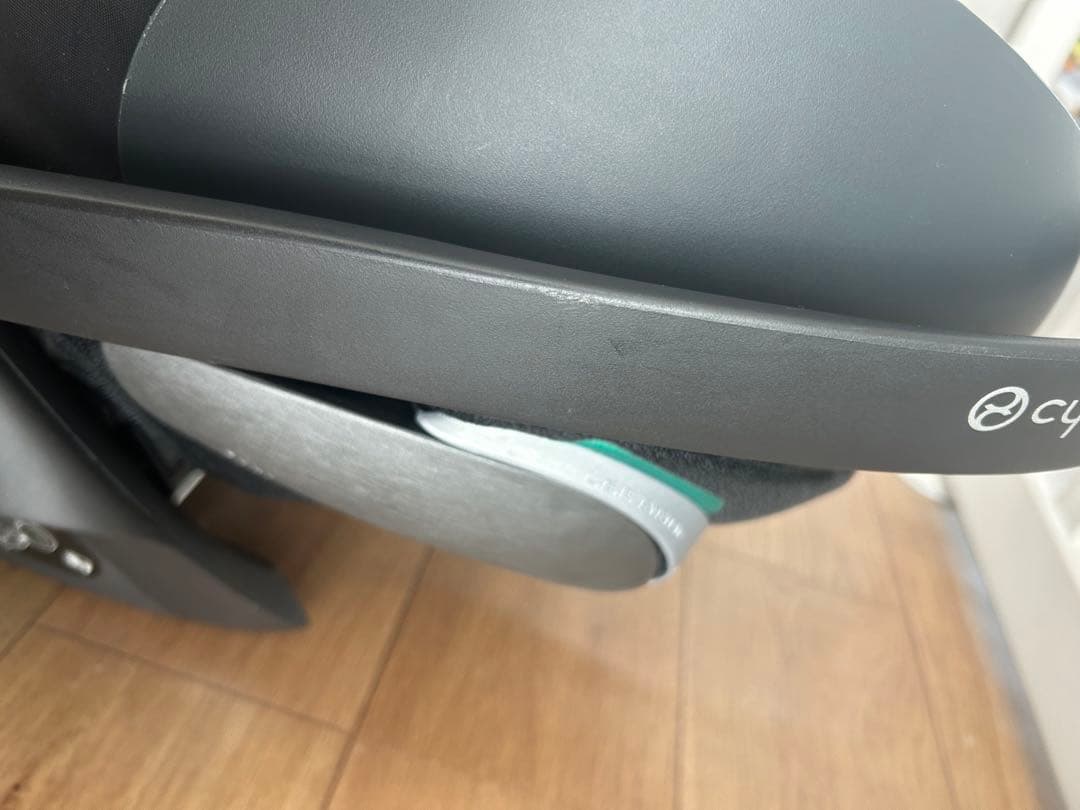 cybex CLOUD Z2 i-Size チャイルドシート 説明書付き