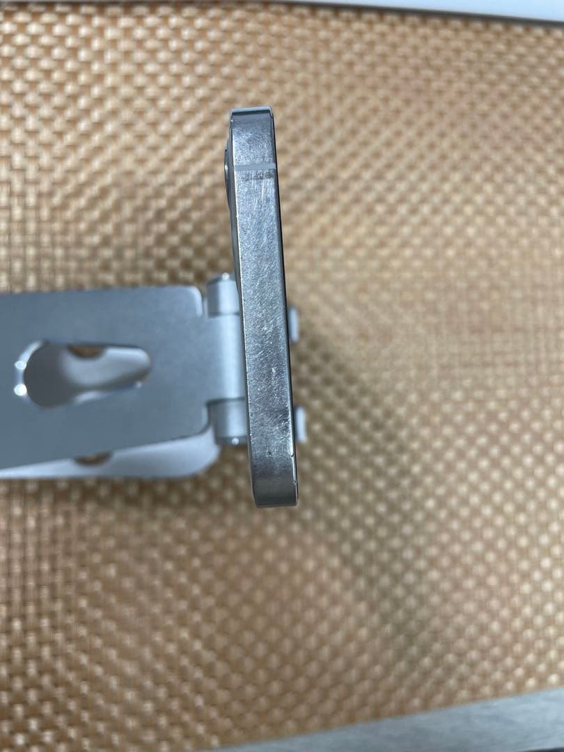 iPhone 12 Pro 128 GB シルバーSIMフリー【4499】