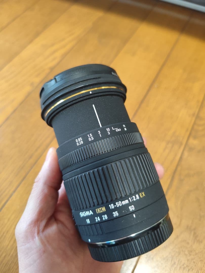 SIGMA 18-50mm EX DC　f2.8