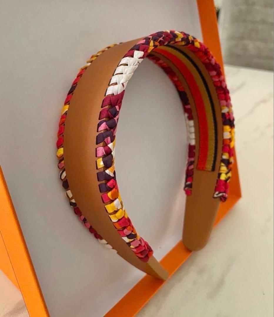 HERMESカチューシャ　グレースシルク新品未使用