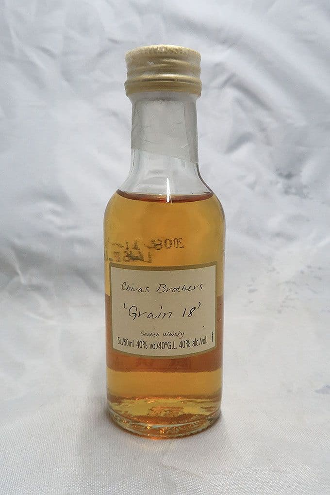 シーバスリーガル １８年・１２年 ・原酒ミニチュアボトル ４種