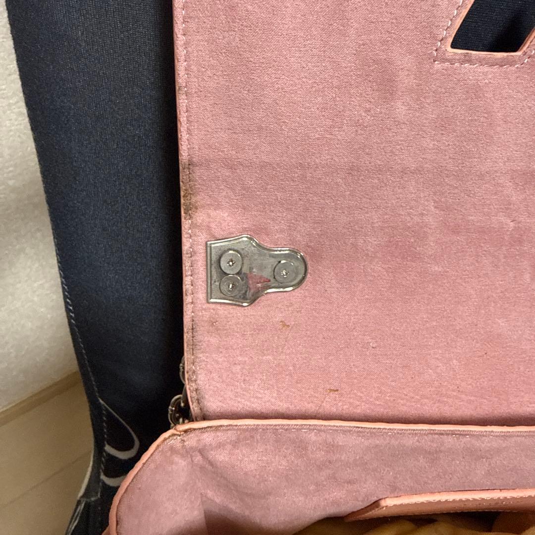 ピンクショルダーバッグ
