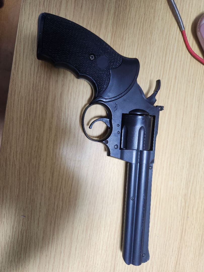 ブラックリボルバー(マグナム)