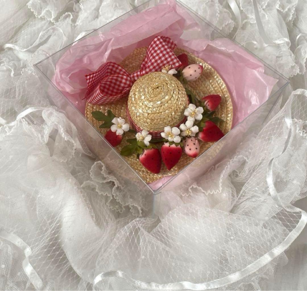 ピンクハウス♡ストロベリーハットコサージュ♡