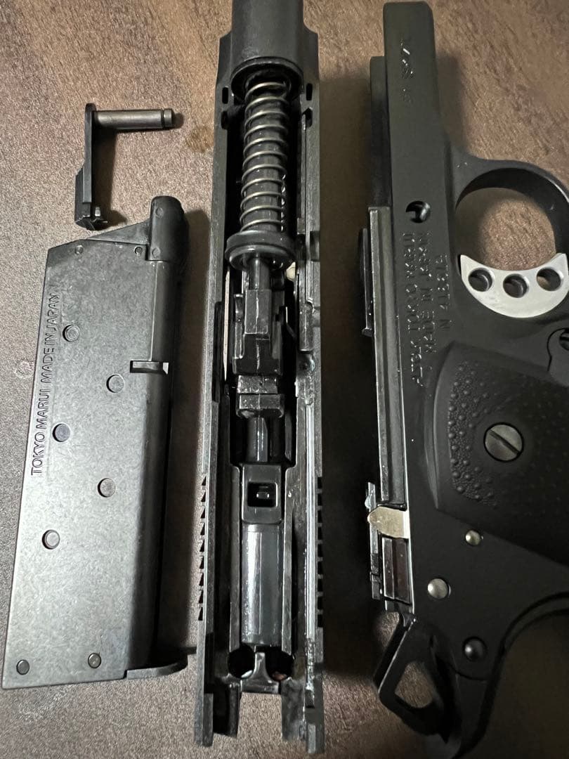 東京マルイ V10 ウルトラコンパクト　V10 Ultra Compact