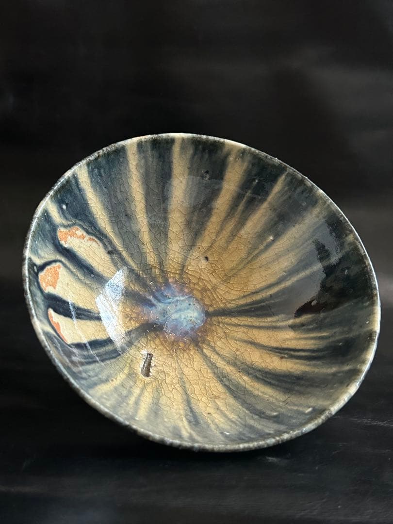 究極の美◾️蔵から、またまた凄そうな古い抹茶茶碗が出て来ました。