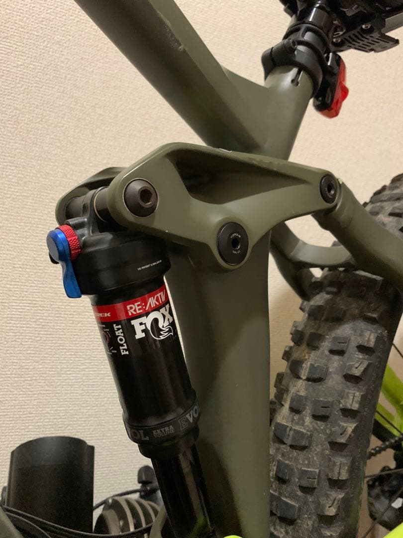 TREK FULL STACHE 8 あいあい